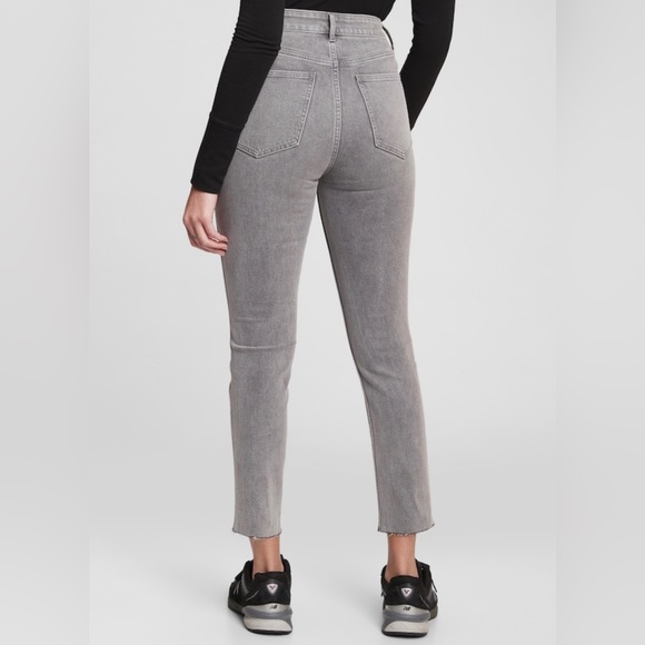 GAP Sky High Rise Vintage Slim Jeans With Washwell in Sky Grey NWT - Picture 2 of 4